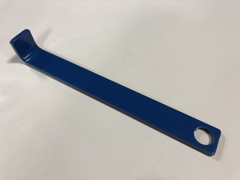 Knife removal tool