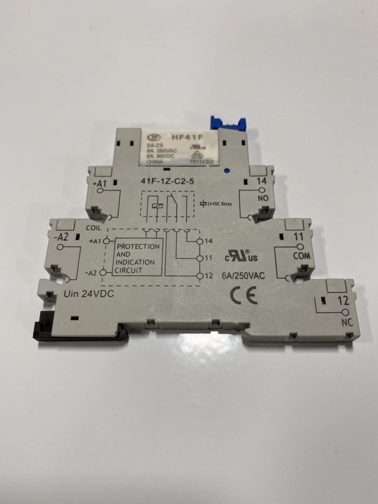 RELAY WITH BLOCK